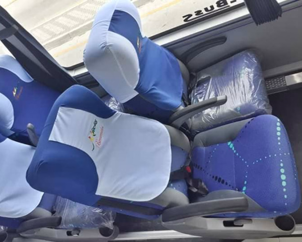 Asientos cómodos del bus cooperativa 16 de agosto