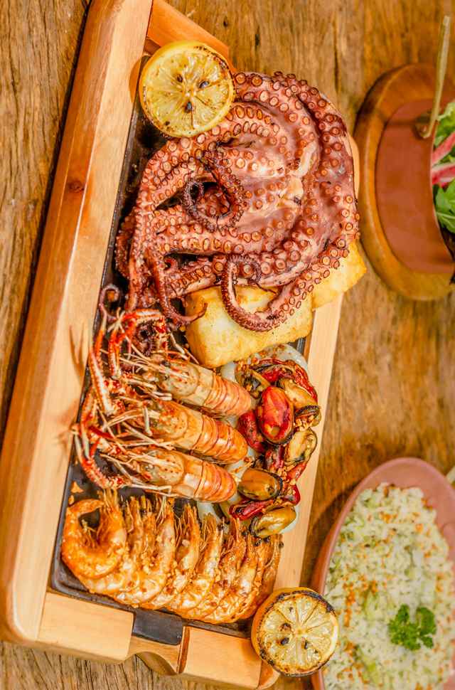 Platos típicos y bebidas tradicionales de la región Galápagos o Insular del Ecuador